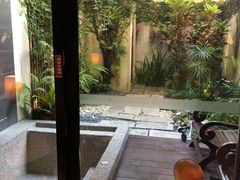 -垦丁凯撒大饭店