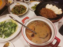 -饭橘汉江码头·乡野土菜馆(静安路店)