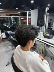 -V7 HAIR SALON烫发染发接发
