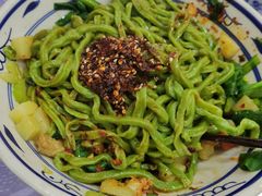 -秦君宝手擀菠菜面(金花路店)