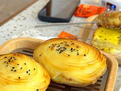 -小董哥烤串·爆汁大油边(故宫店)