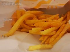 洋葱乳酪摇摇薯-麦当劳(杭州西湖银泰百货店)