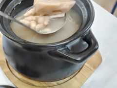 莲藕鸡脚汤（明火例汤）-文记壹心鸡(宝华路店)