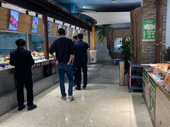 -郑庄脂渣海鲜楼(九水路店)