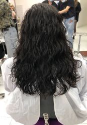 -Godhands美发设计沙龙