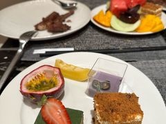 -云端西餐厅(南宁龙光那莲豪华精选酒店)