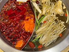 -沸炉重庆老火锅(军事博物馆店)