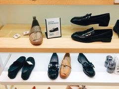 -hotwind热风(世纪东方广场店)