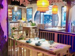 大堂-荷塘秋月·本帮江浙菜(国权路店)