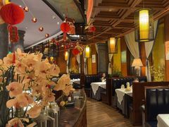 -八府香鸭·啫啫煲(华山路店)