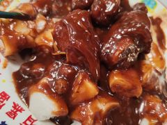 酱香猪手蒸猪肠粉-喜势点·糖沙翁手工茶点·本地人茶居(永庆坊店)