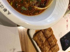 -成都你六姐·牛肉冒菜·麻辣香锅(长泰广场店)
