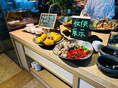 -大中华希尔顿酒店-念自助餐·海南美食·三文鱼