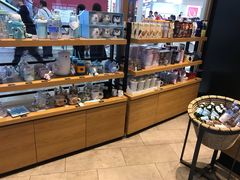零售区-星巴克(北京王府井店)
