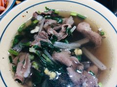 -大众跷脚牛肉馆·非遗传承单位(峨眉山店)