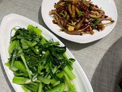 -鲜榨果汁·啤酒鱼(环岛河店)