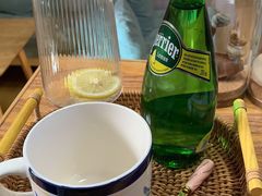 -Rabbit Cafe私房西餐甜点咖啡(栖霞路店)