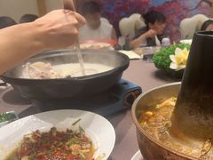 -香山湖家家宴(中山陵店)