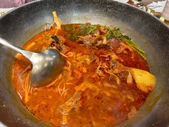-喇喇排骨火锅·传统韩式脊骨汤(望京西园总店)