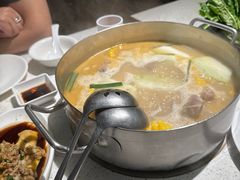 -肥仔文澳门猪骨煲(南京西路店)