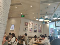 大堂-满记甜品(荟聚购物中心店)