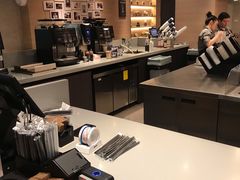 -瑞幸咖啡(外滩SOHO店)