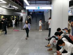 -东方体育中心(地铁站)
