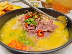 -荷塘秋月·本帮江浙菜(国权路店)