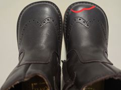 -京伟修鞋洗鞋奢侈品皮具护理店