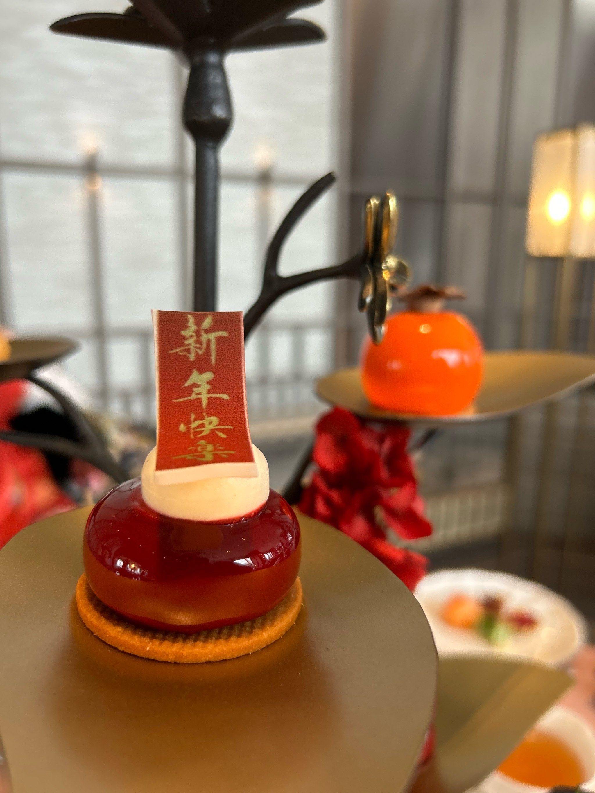 沙发很适合跟闺蜜一起餐点做得很有寓意柿子麻将发财