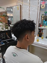 -秦·专注剪发