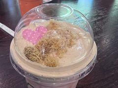 -Chom Cafe and Restaurant