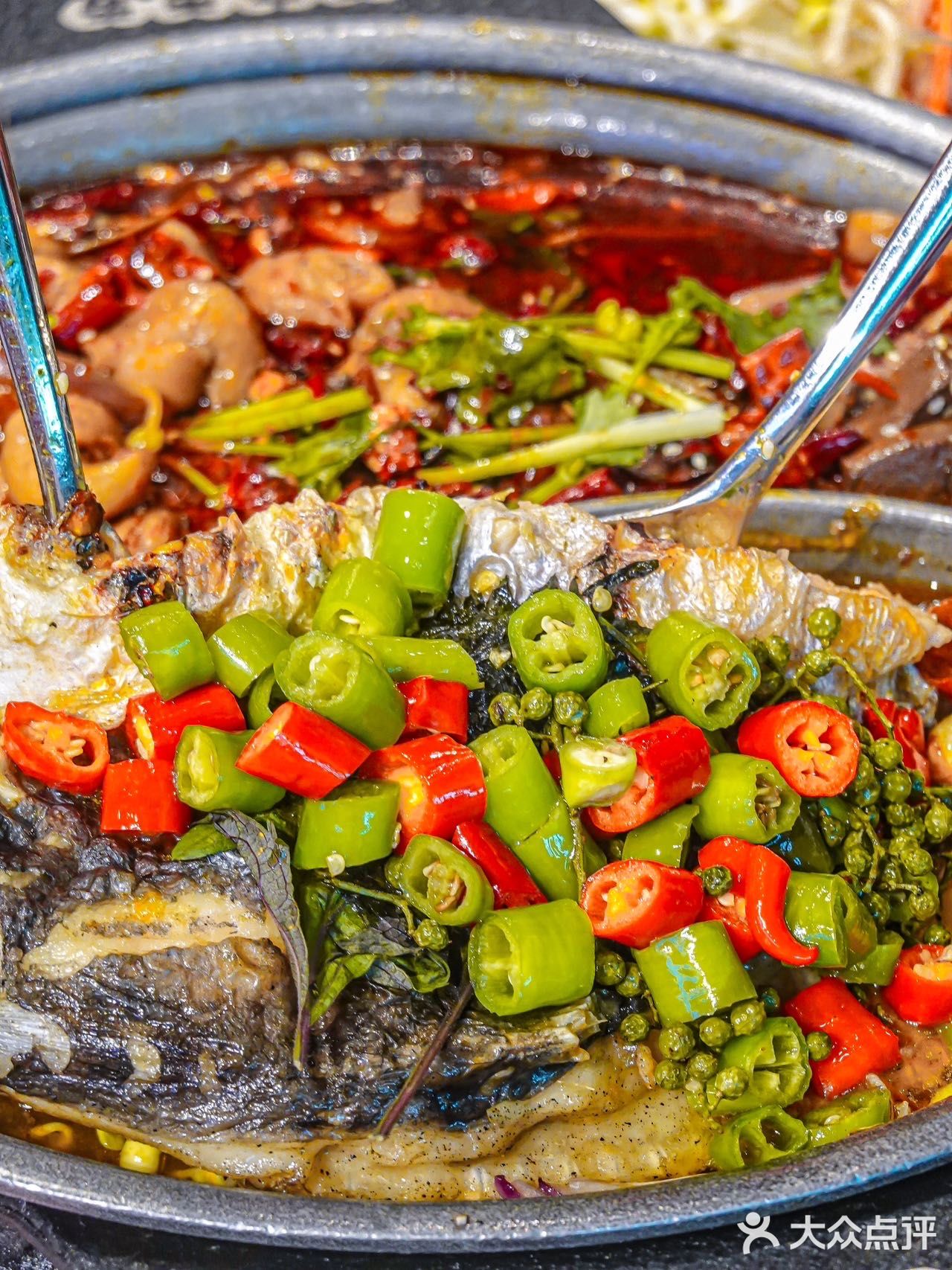 相亲相爱的组合烤鱼🐟，让我直接连炫了三大碗🍚