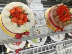 -花花卷卷·鲜食蛋糕(静安久光百货店)
