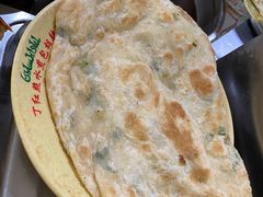 -丁红照水煎包胡辣汤