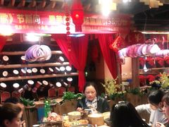 -老滇山寨•云南特色菜•地方菜•民族风情歌舞表演(金碧店)