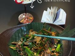 -桥边小楼·手工云南菜·古城观景小楼