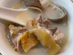 胡椒猪肚鸡-顺德公广东猪肚鸡·煲仔饭(白石洲店)