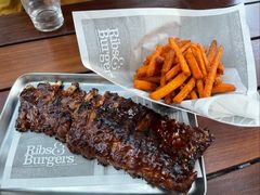 -Ribs & Burgers The Rocks