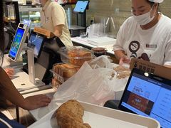 -胖东来生活广场(健康路店)