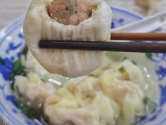 喉口馒头-新丰小吃(中山中路分店)