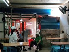 大堂-陈氏老字号十三小炸炸店