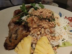 -大头虾越式风味餐厅(光明广场店)