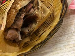 -洪峰浩老北京烧饼夹肉(角门路店)