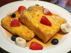 -JINNS锦时 steak&pizza(浸信会礼拜堂旧址店)