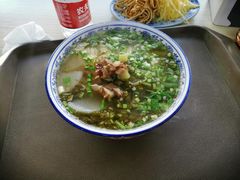 酸菜牛肉面-中国兰州名牛纯汤牛肉面(永安道店)