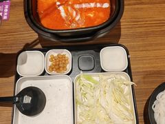 -阿香米线(大唐西市大润发店)