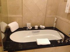 -广州富力丽思卡尔顿酒店