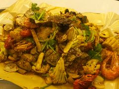 -老东镇啤酒屋海鲜加工·蒸汽海鲜·海鲜烧烤(台东店)