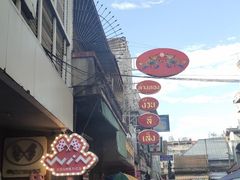 -瓦洛洛传统市场
